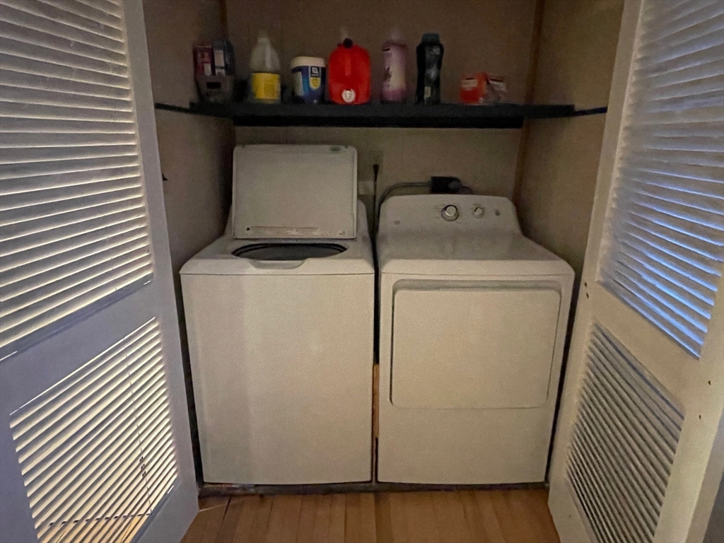 property viewer photo 9