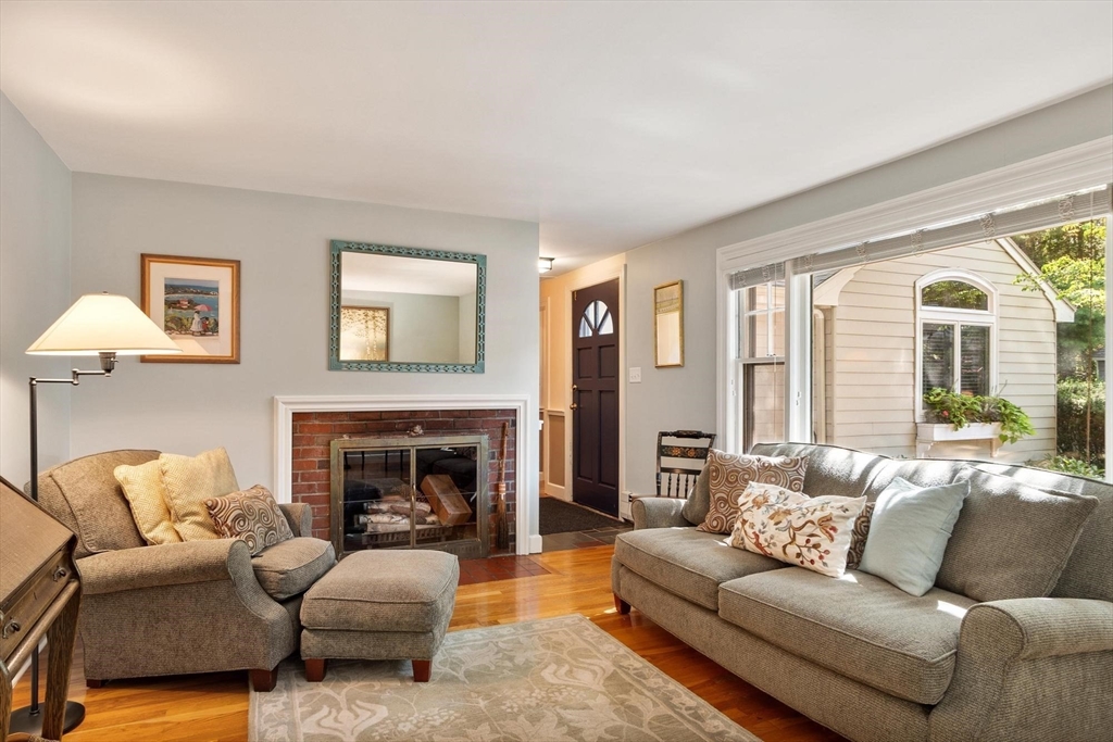 main property photo 10
