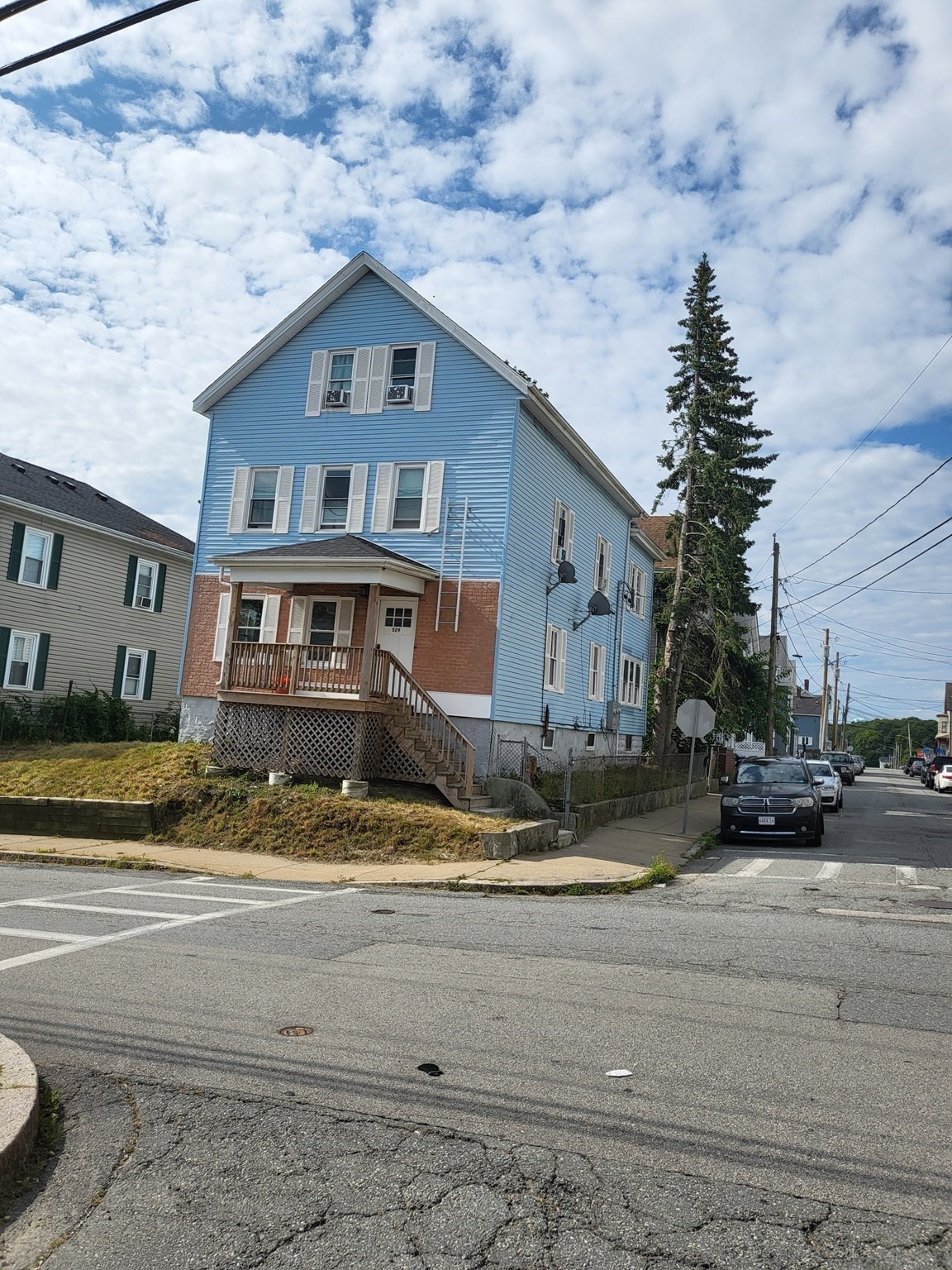 main property photo 3