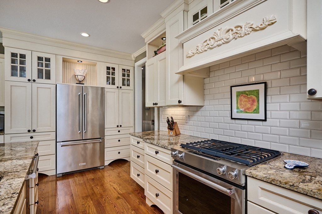 main property photo 19