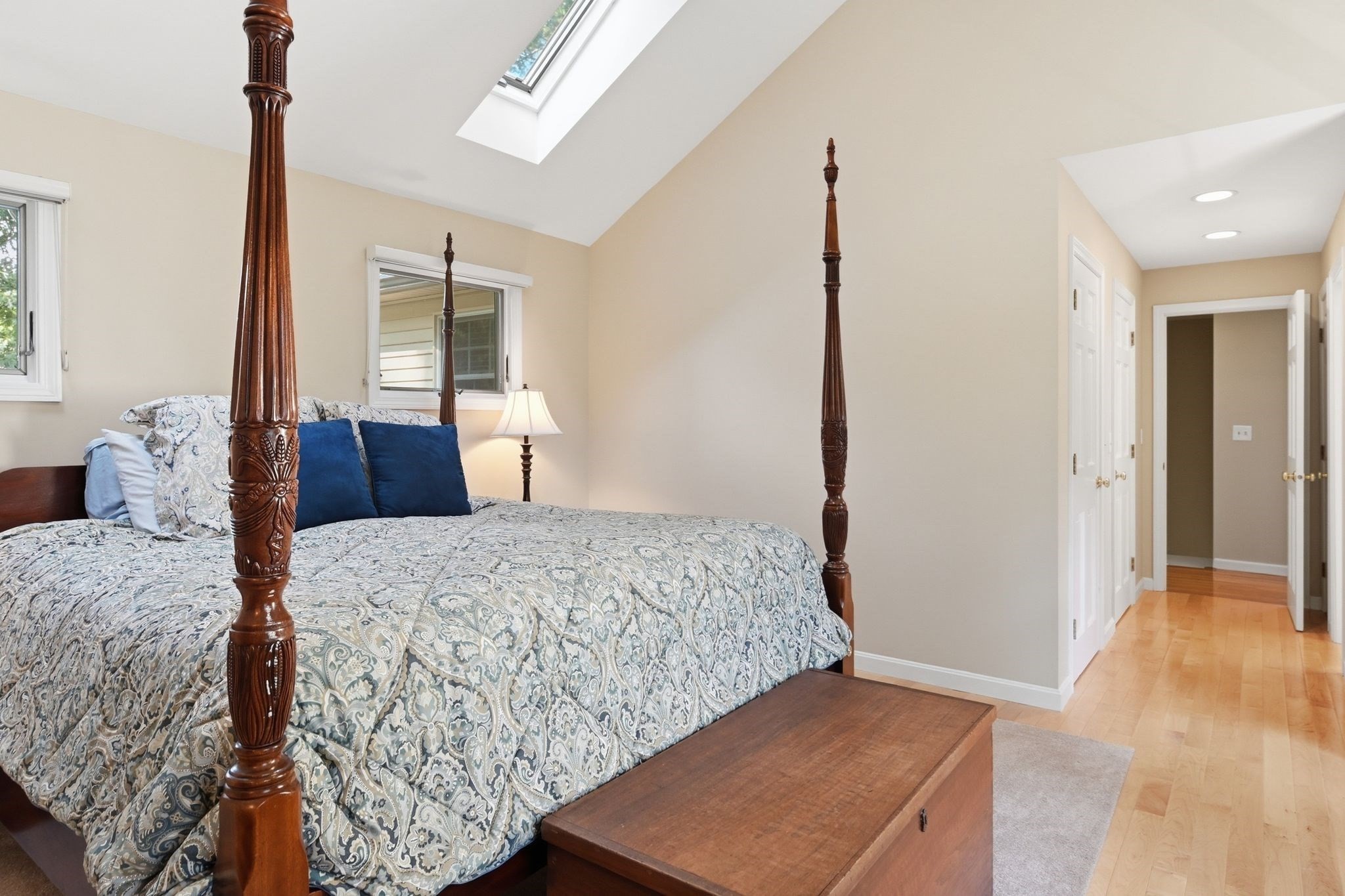 main property photo 22