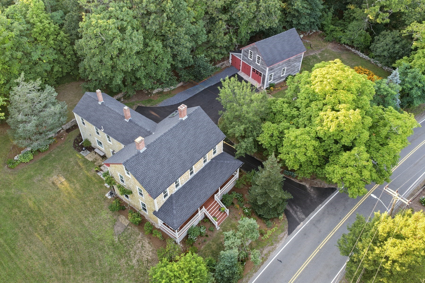 main property photo 5