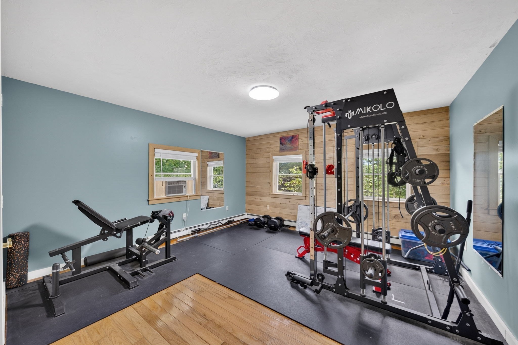 main property photo 11