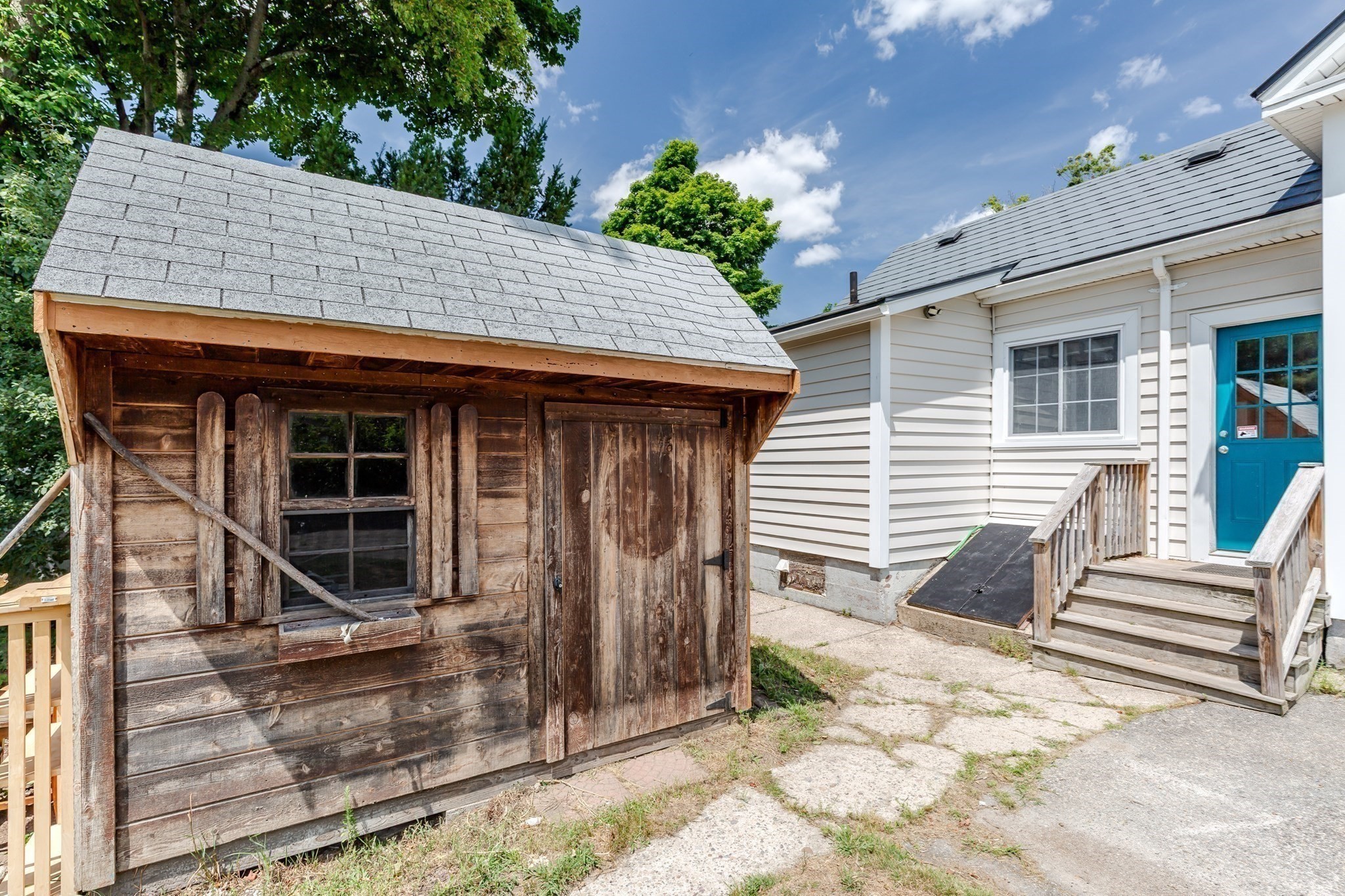 main property photo 15
