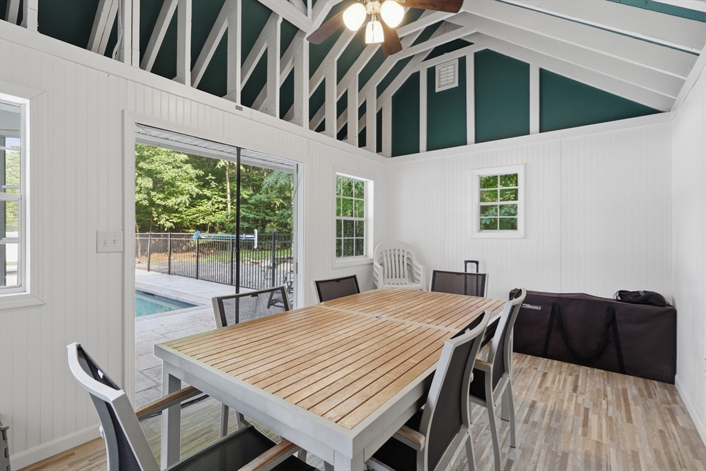 property viewer photo 37