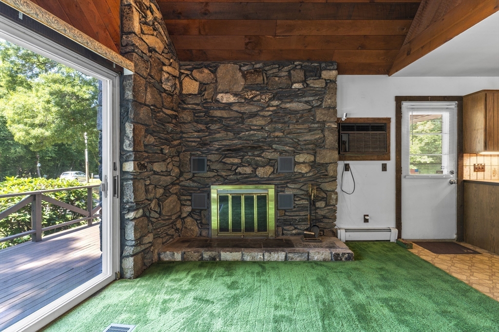 property viewer photo 7