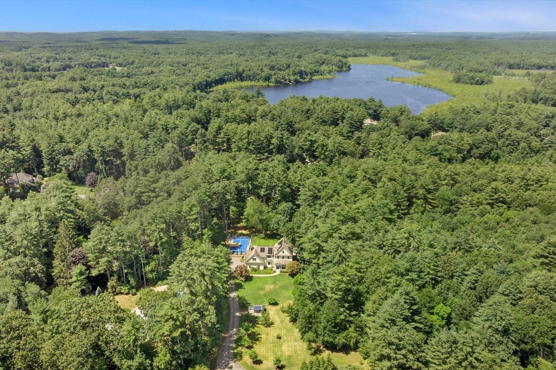 main property photo 40