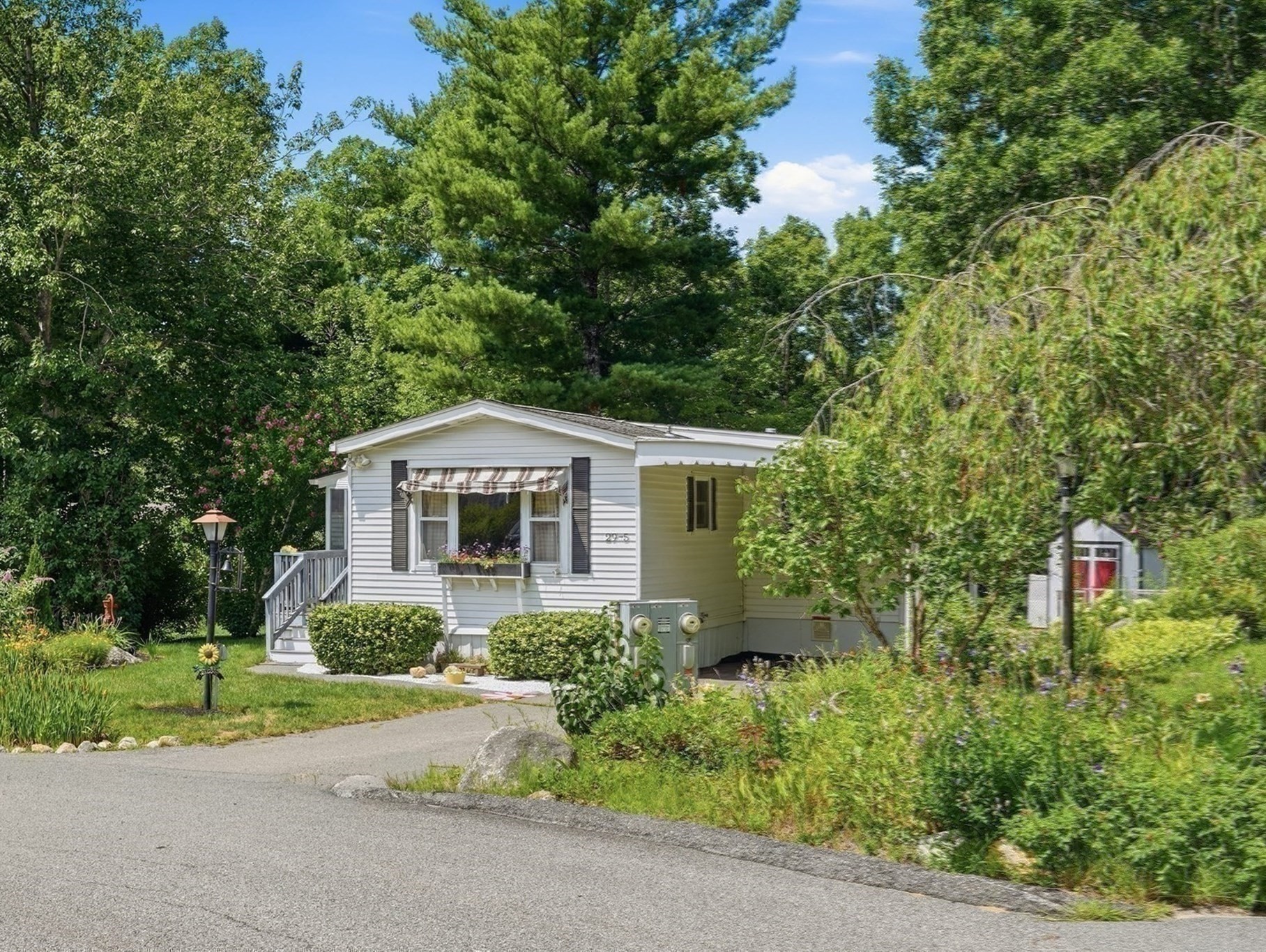 main property photo 30