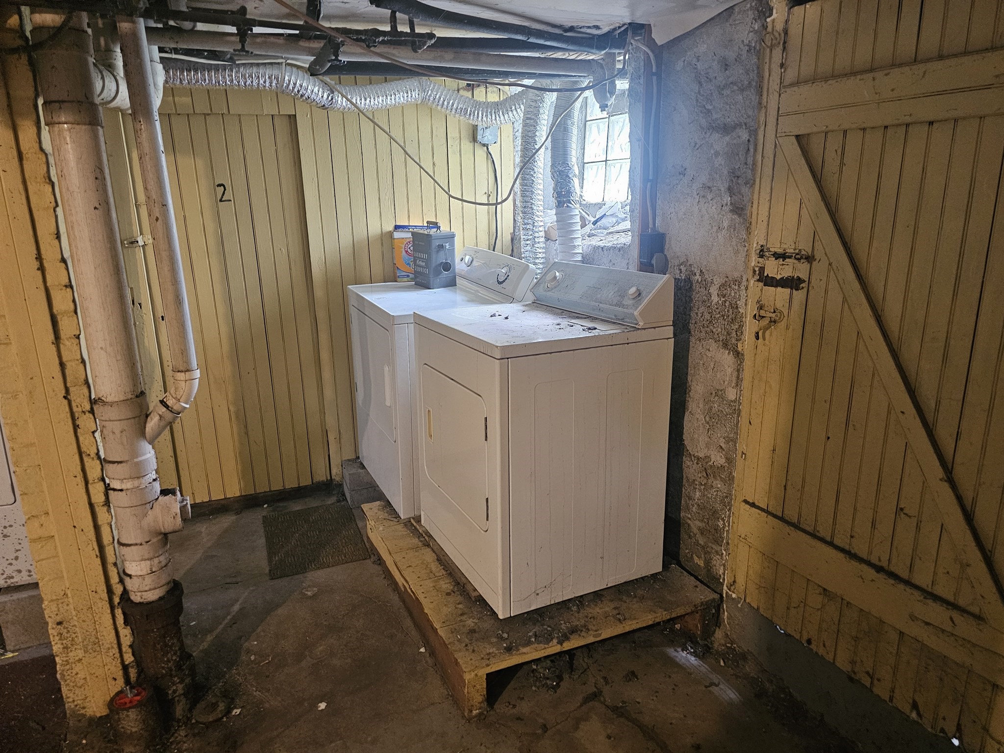main property photo 13