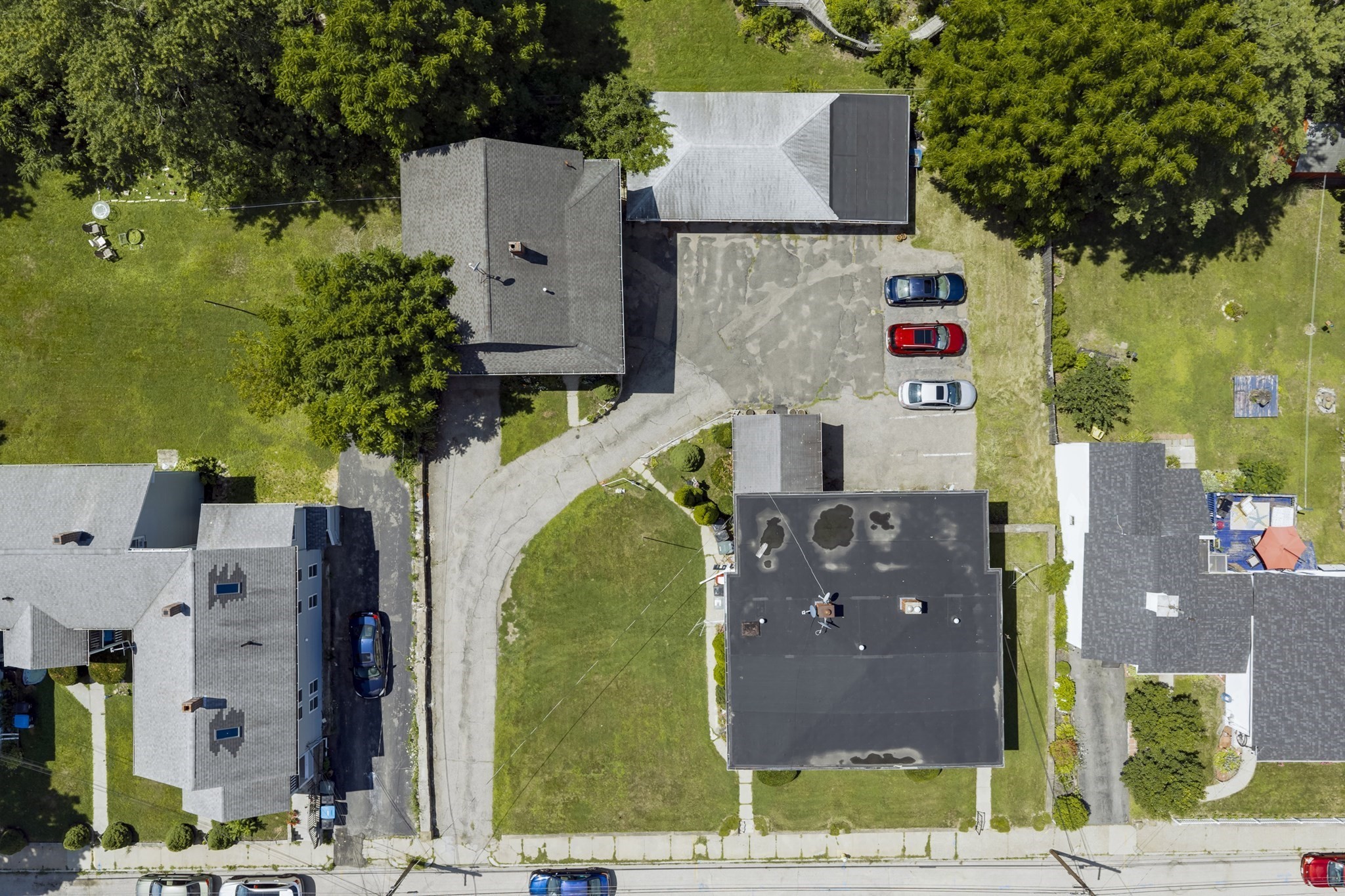 main property photo 31