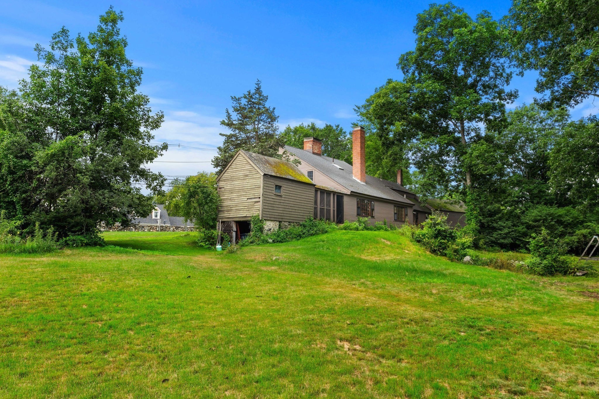 main property photo 19