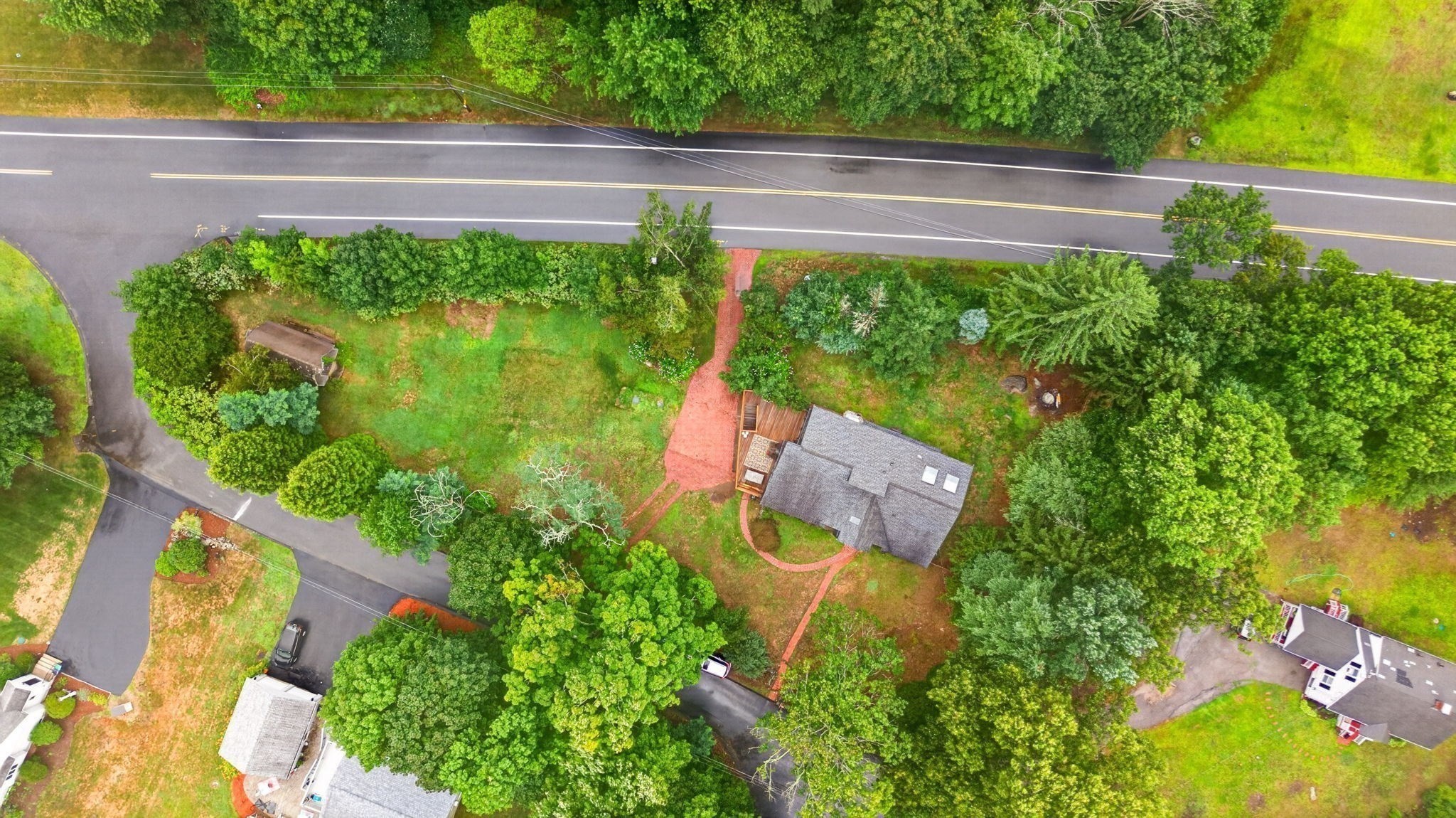 main property photo 32