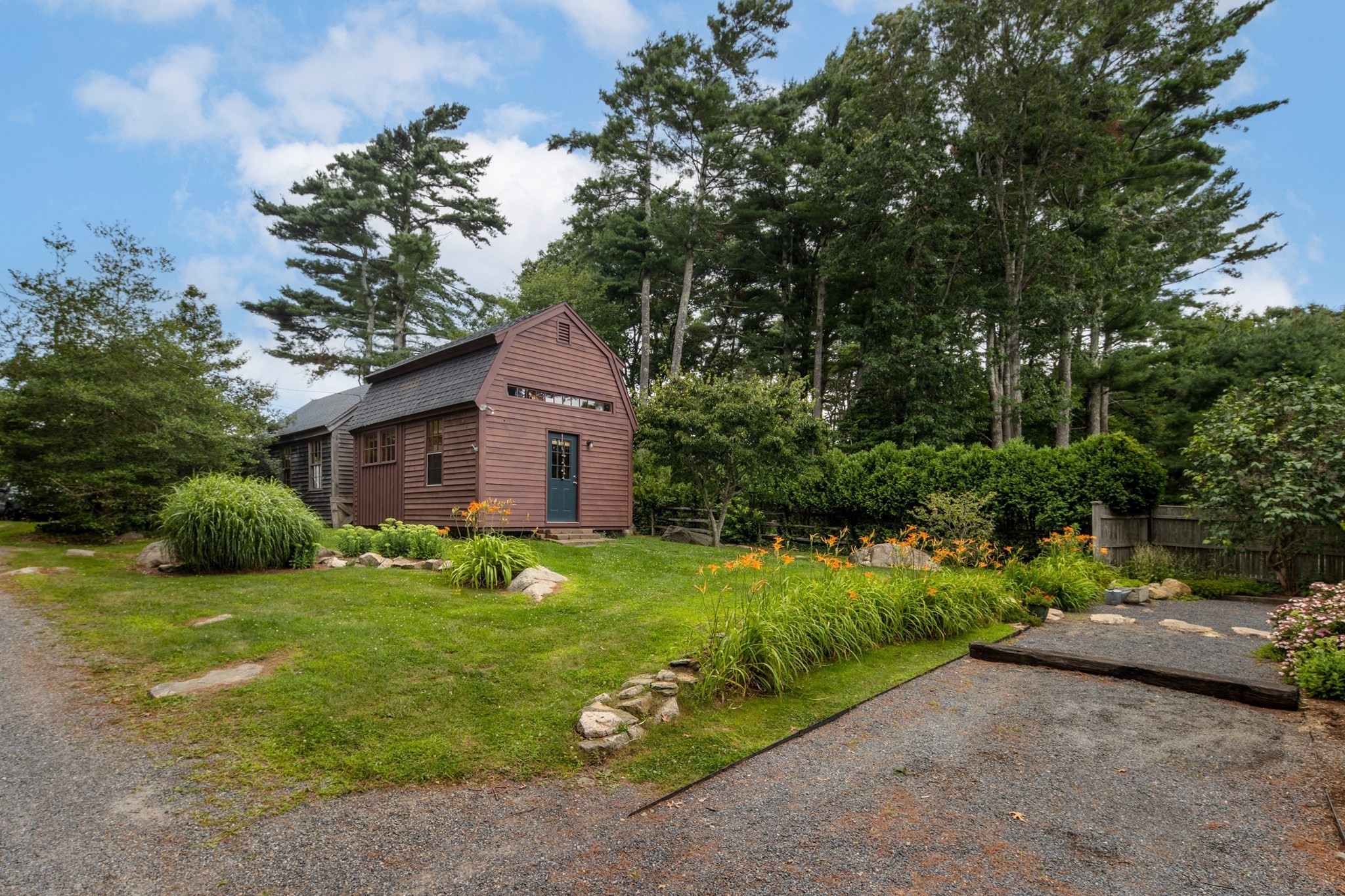 main property photo 5