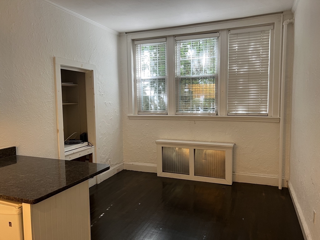 property viewer photo 3