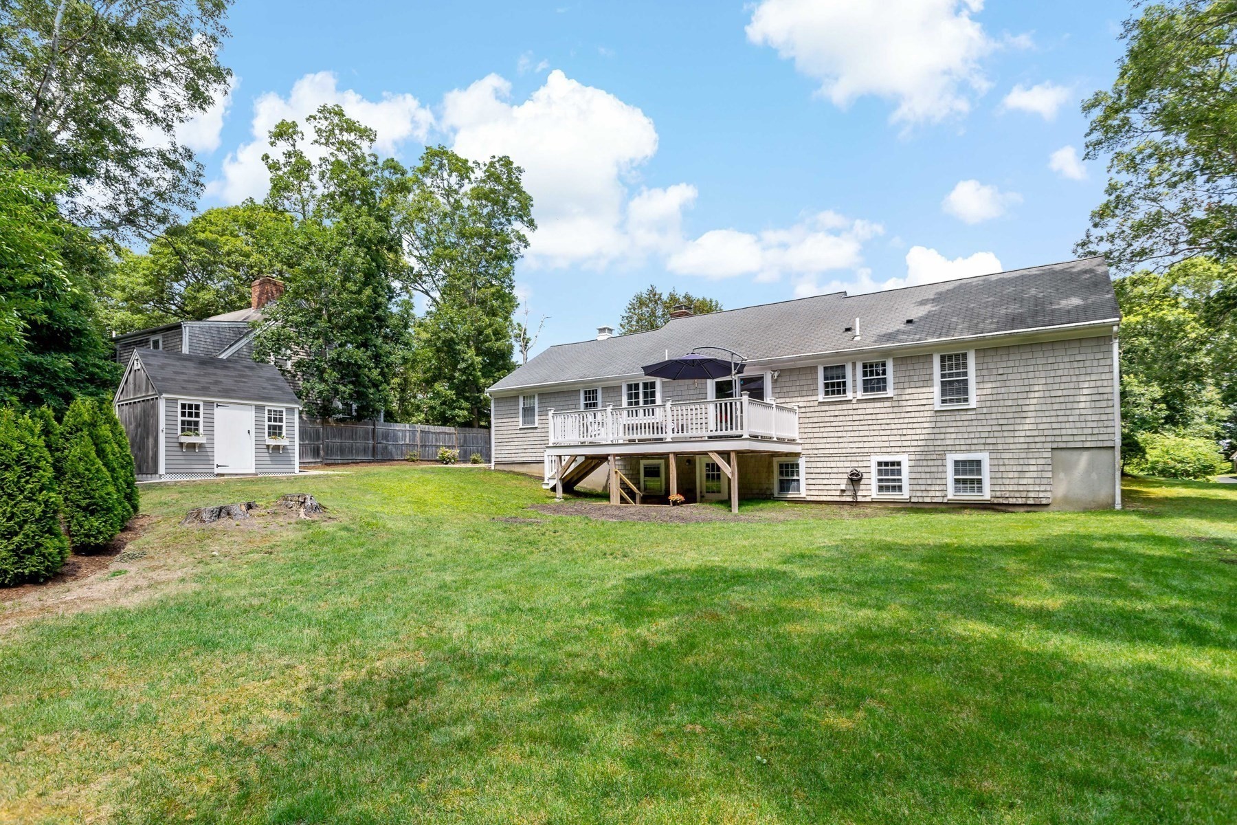 main property photo 32