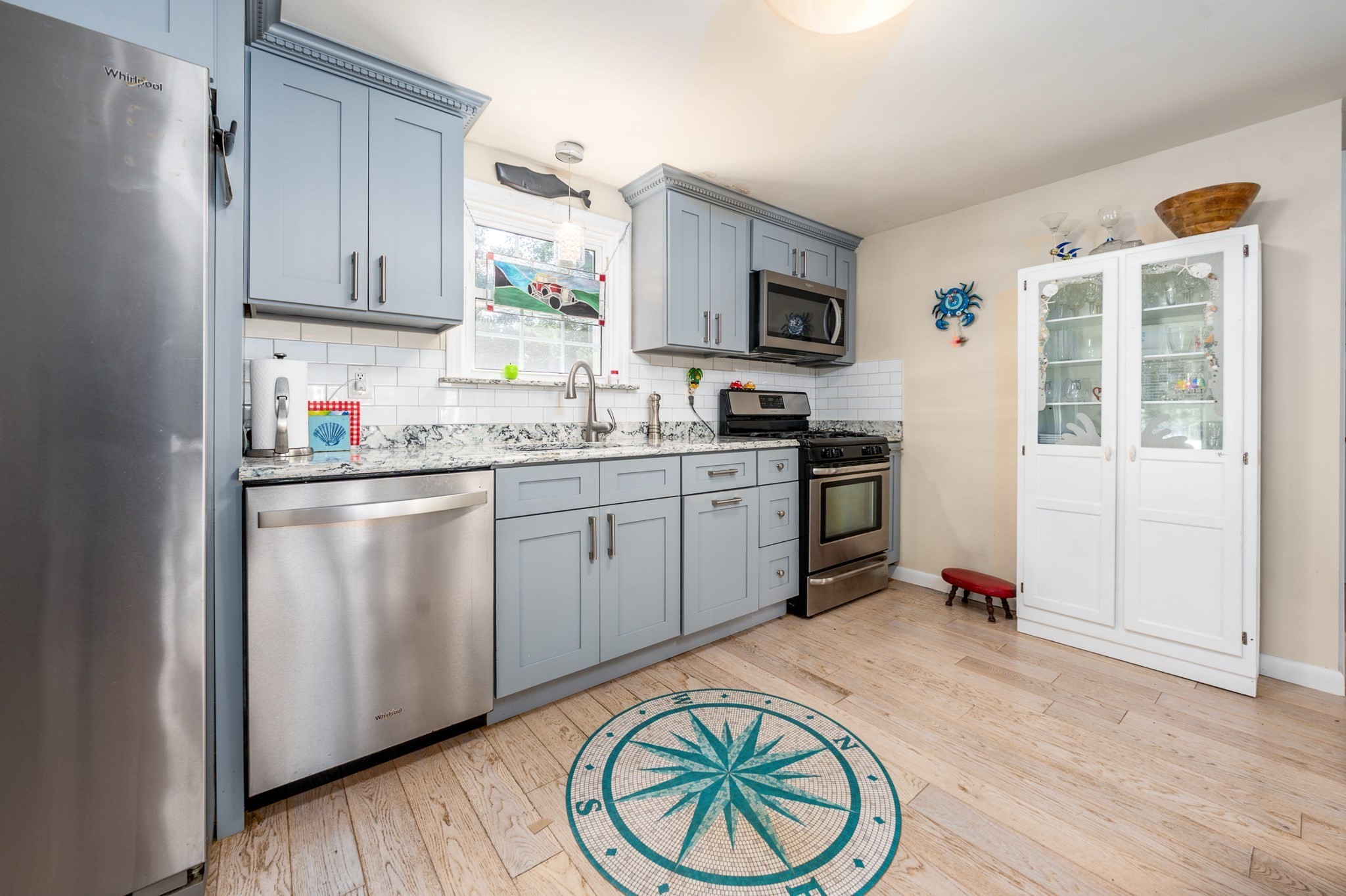 main property photo 7