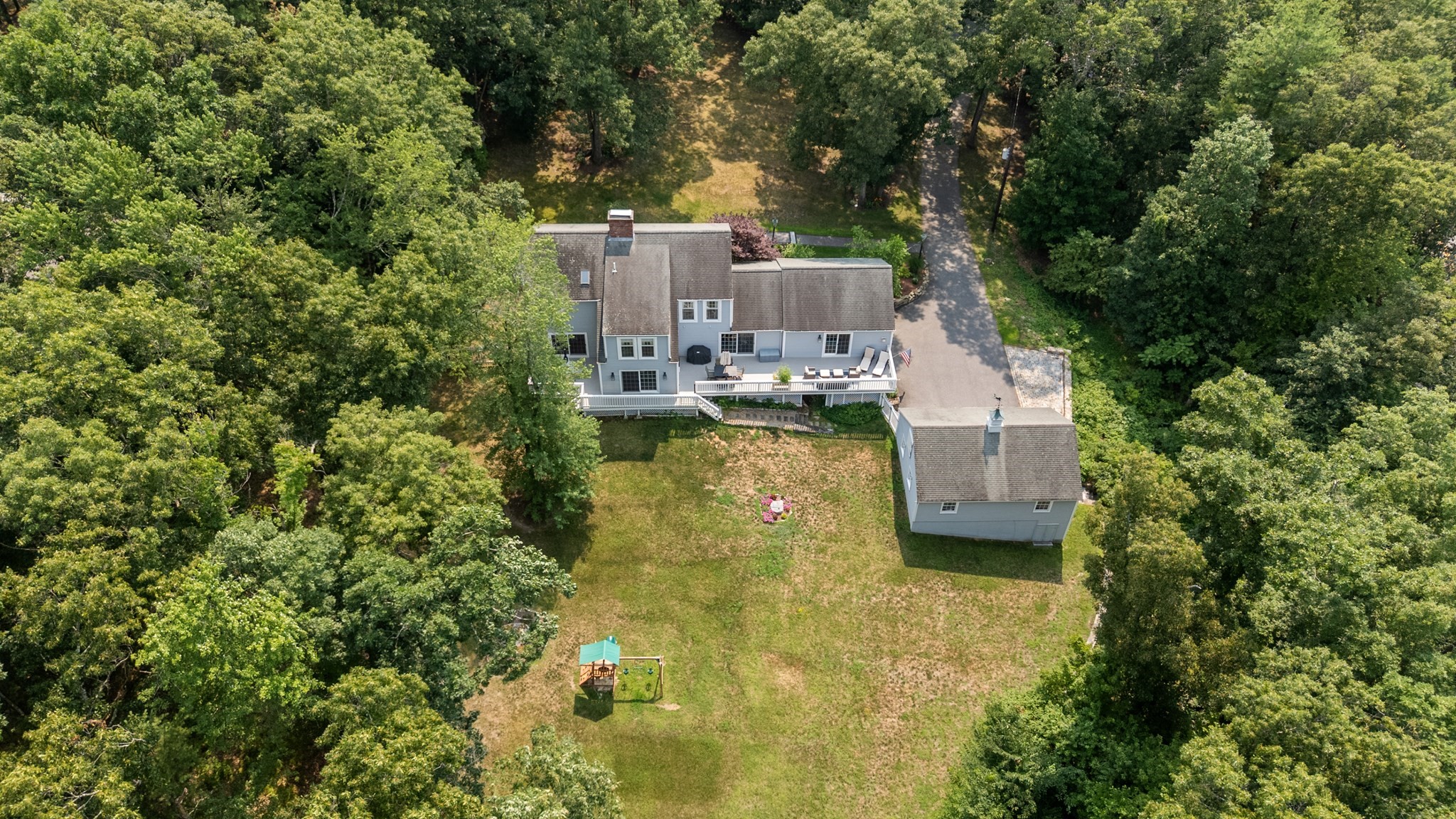 main property photo 35