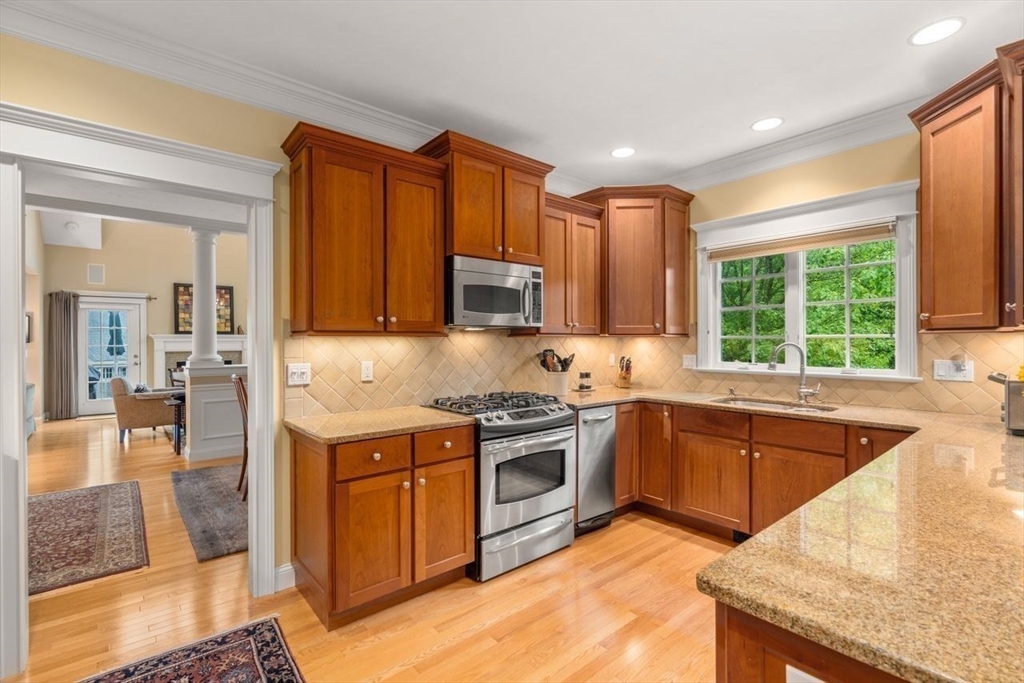 main property photo 12