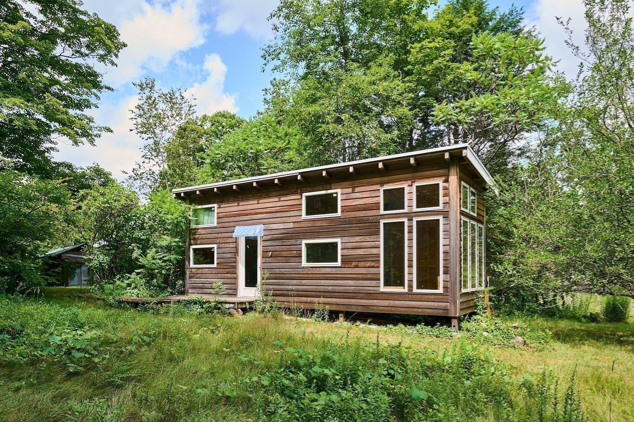 main property photo 35