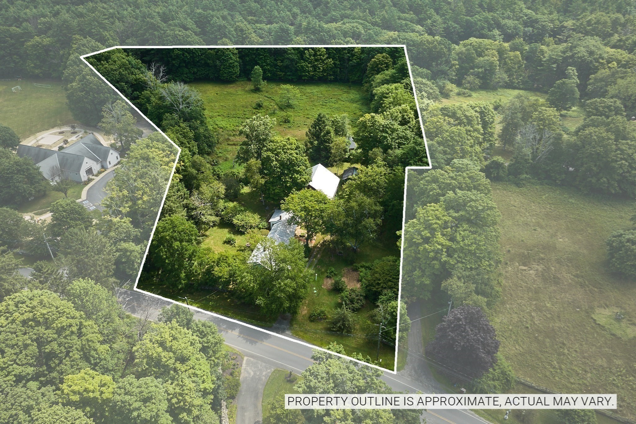 main property photo 6