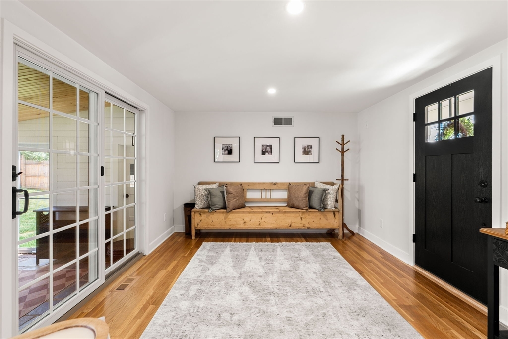 property viewer photo 10