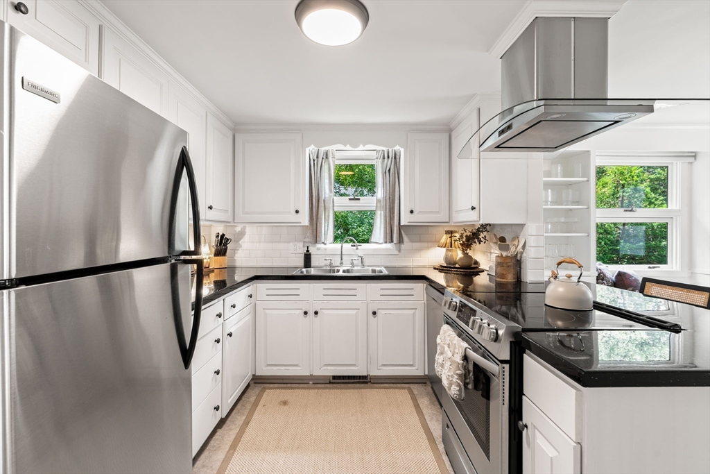 property viewer photo 19