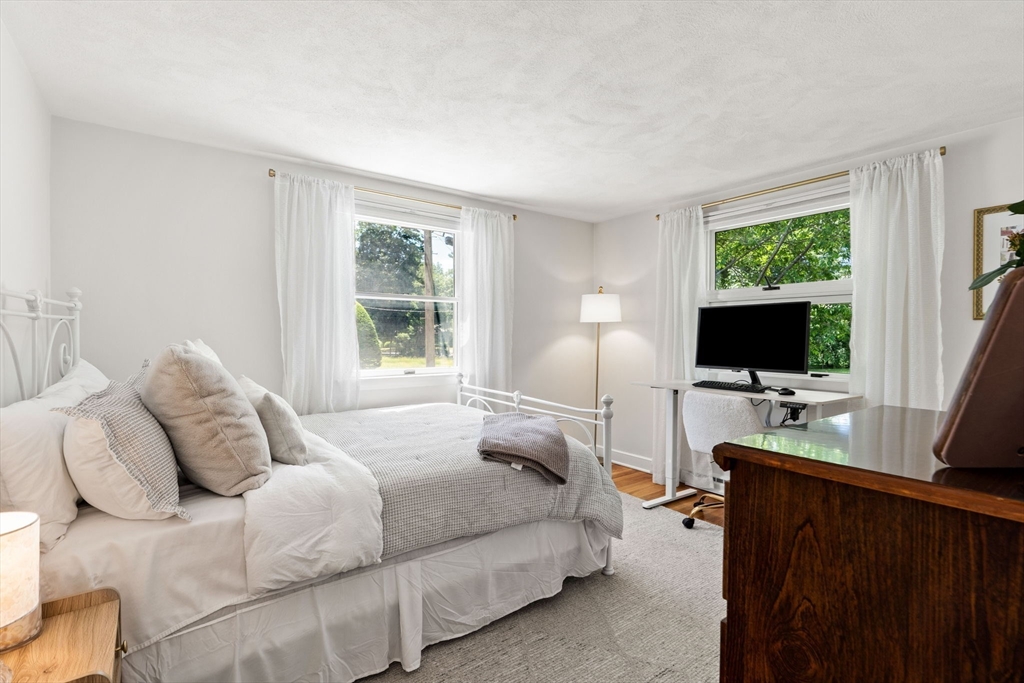 property viewer photo 26
