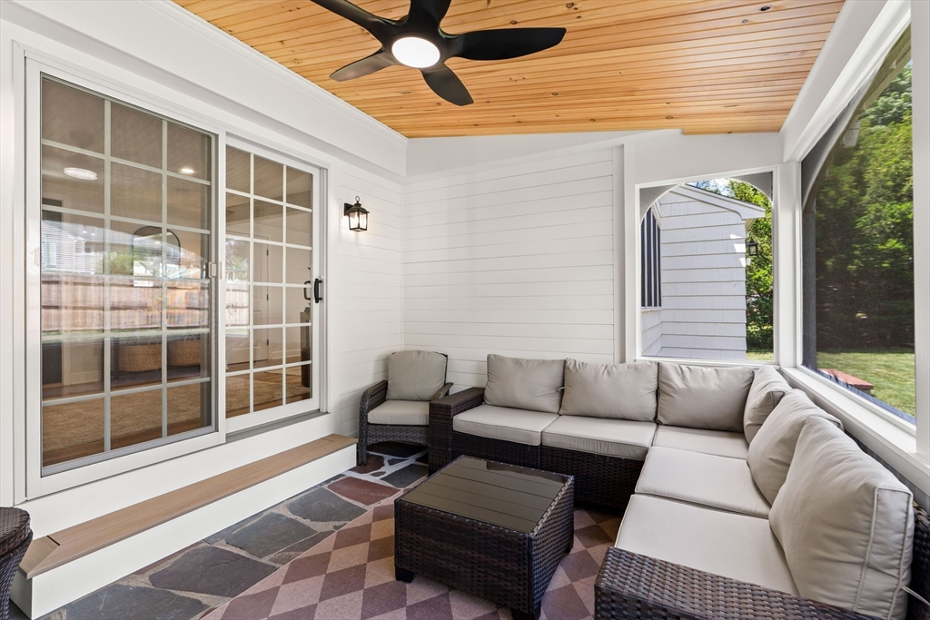 property viewer photo 8