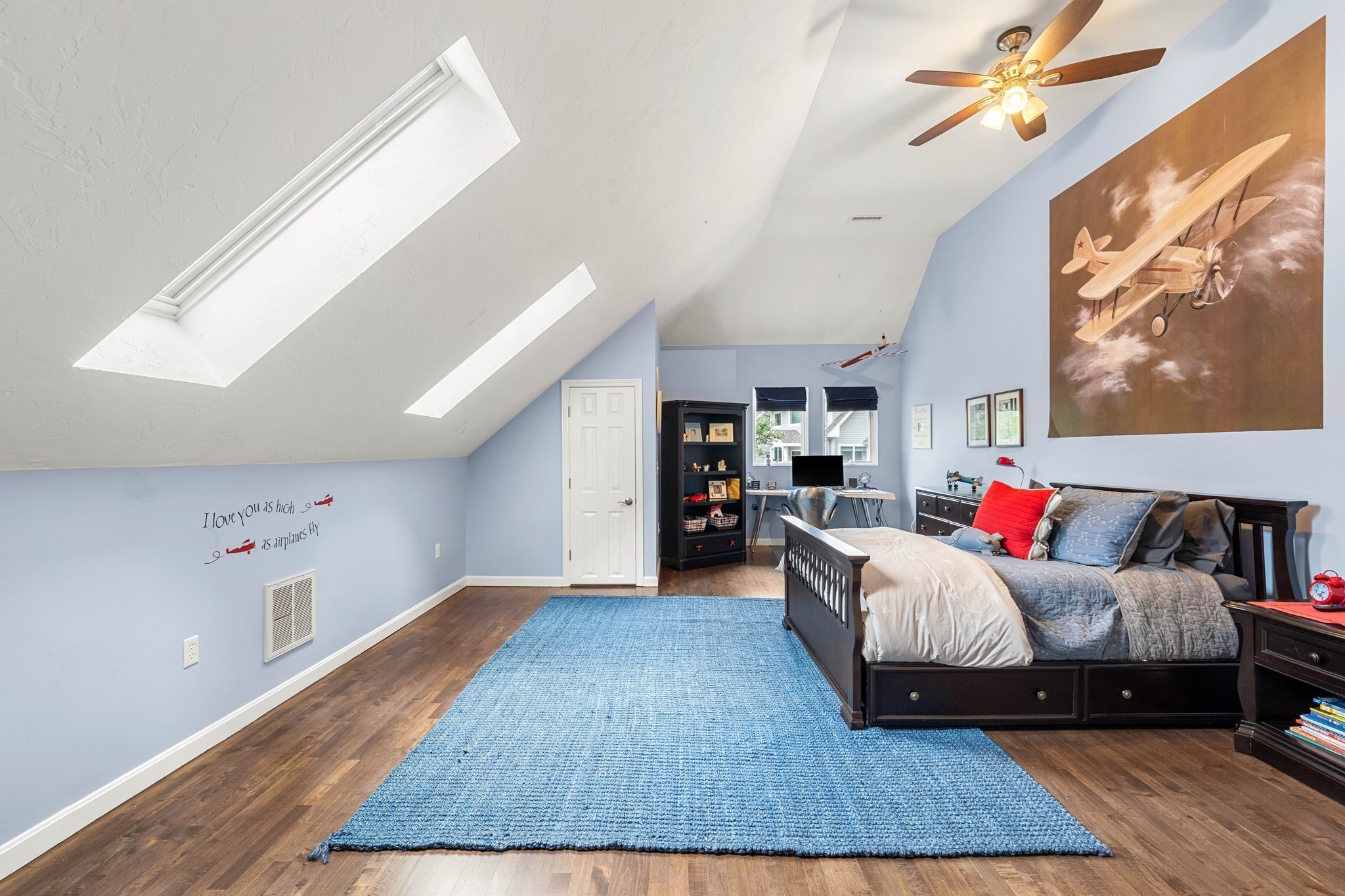 main property photo 25