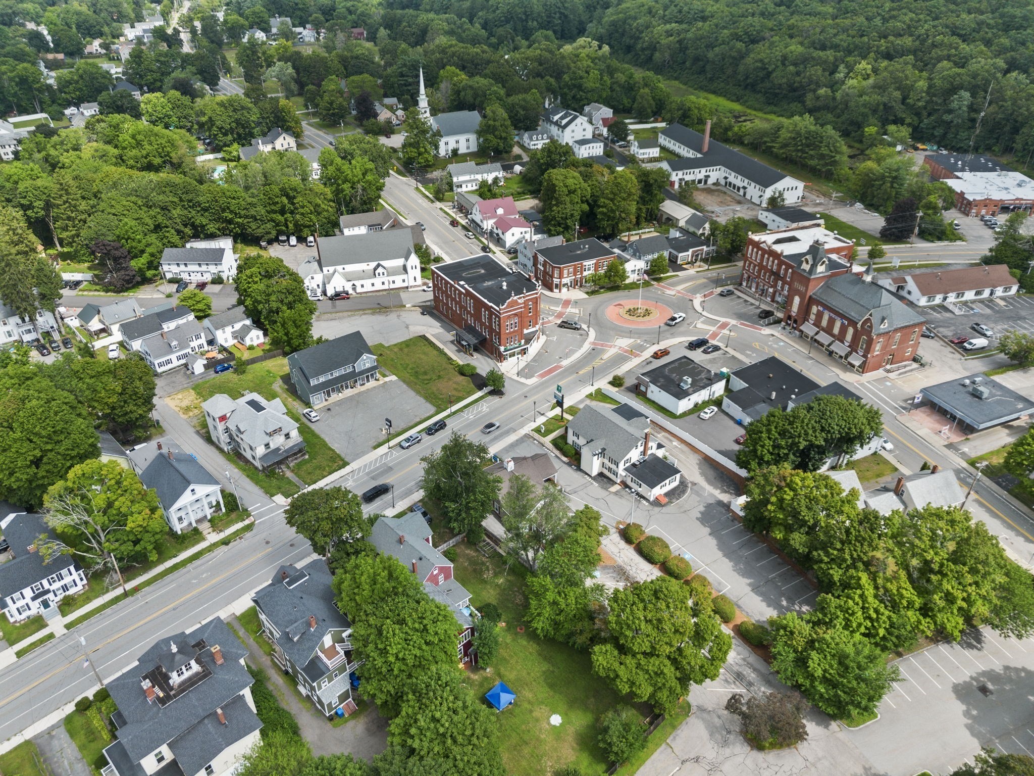main property photo 35