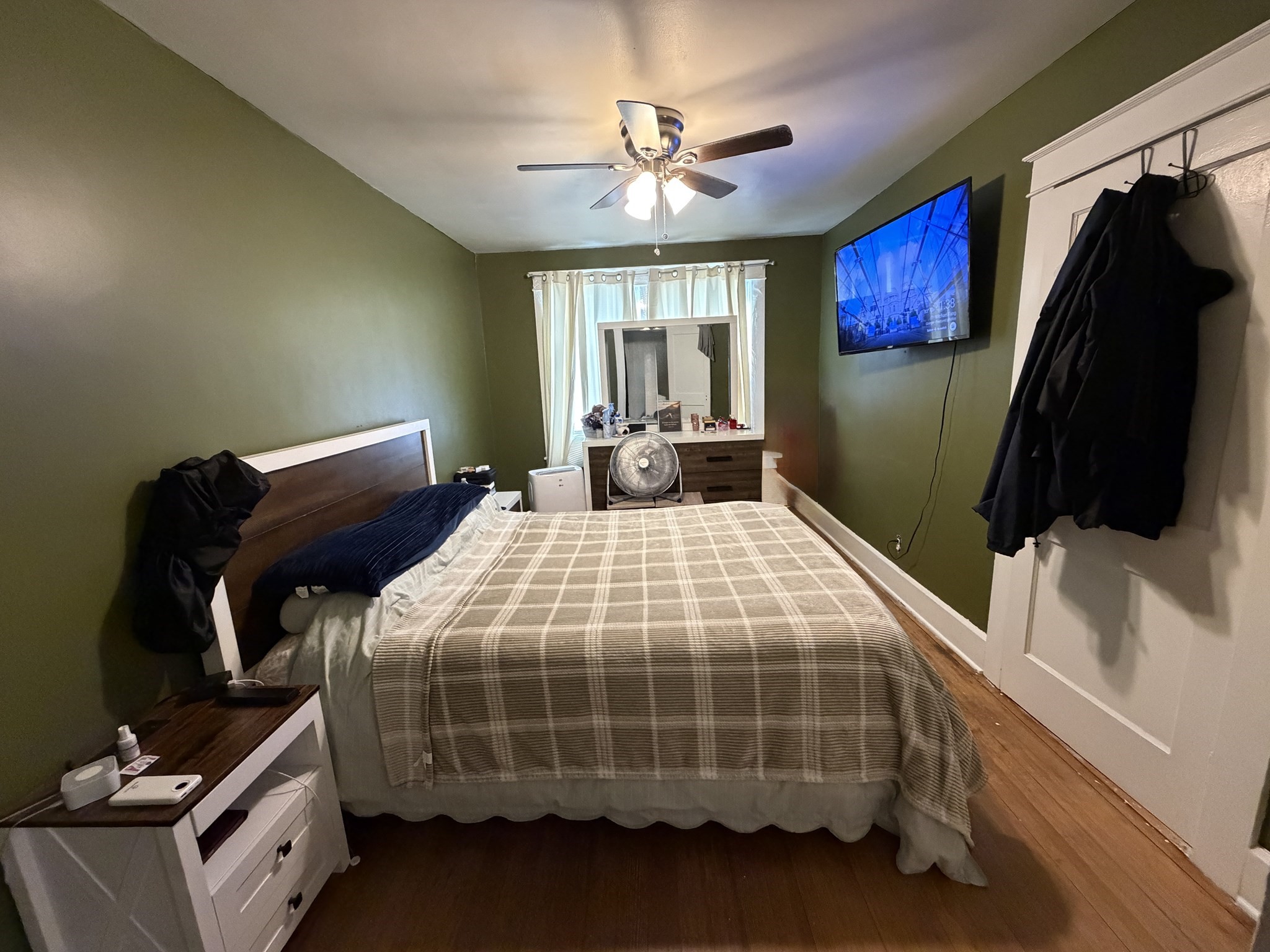 main property photo 17