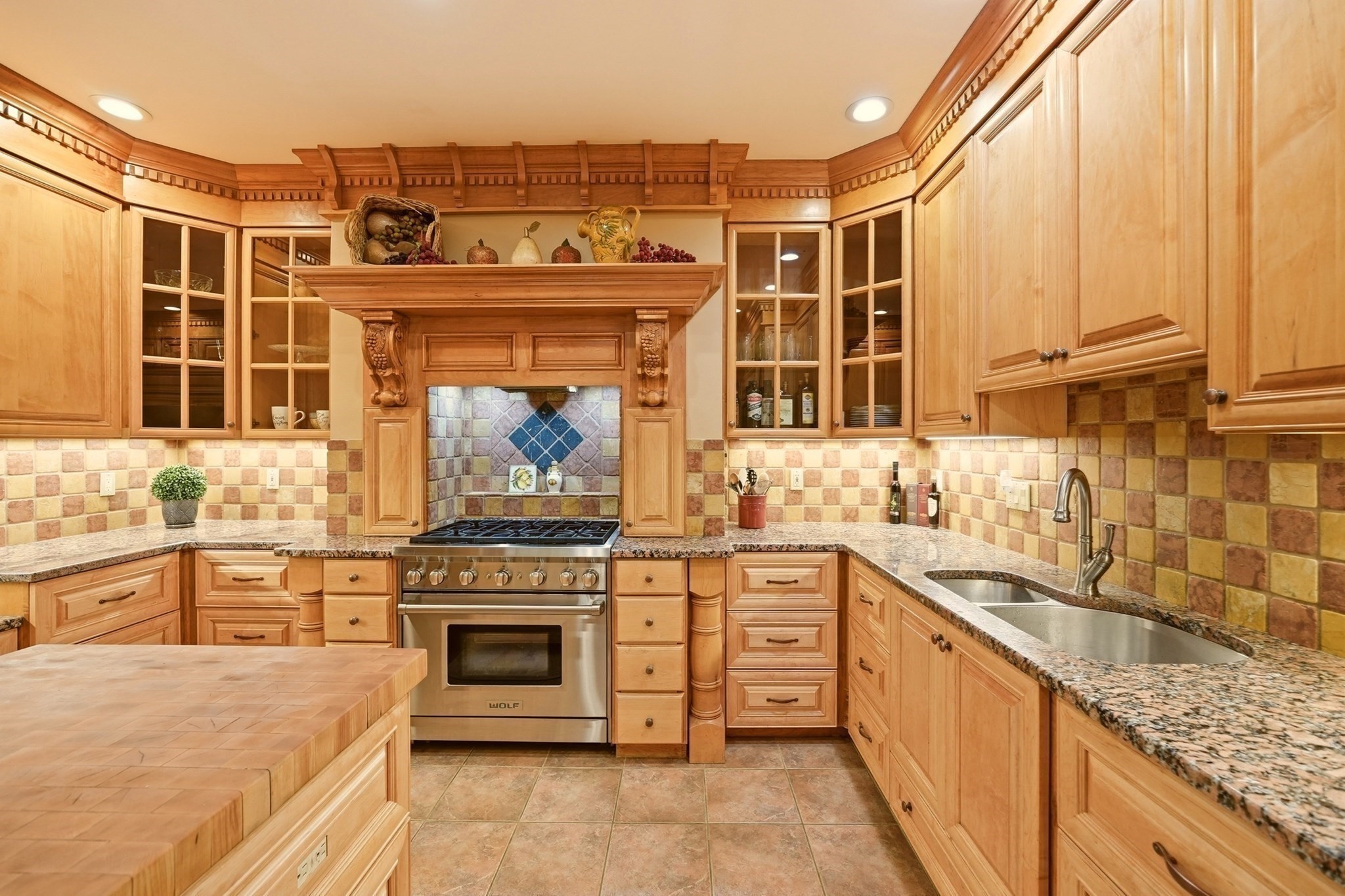 main property photo 14