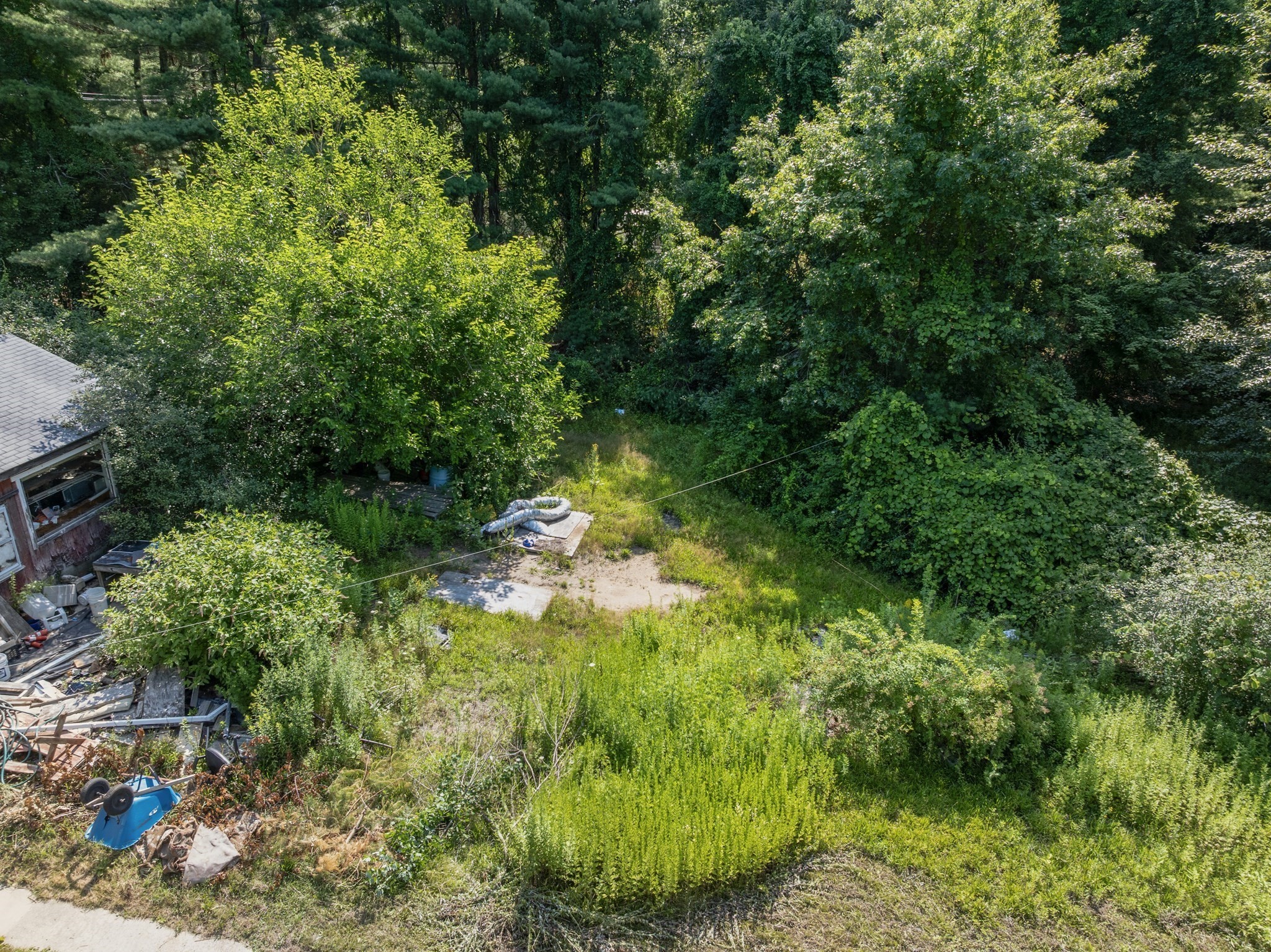 main property photo 10