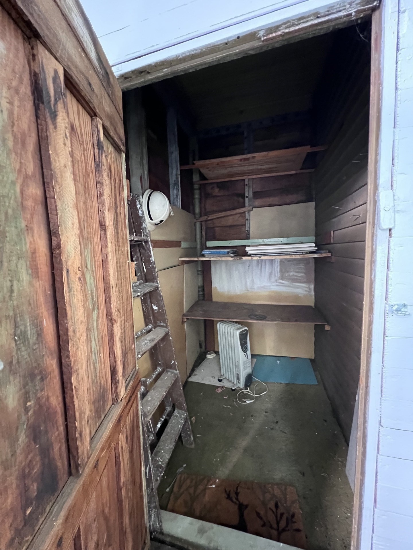 main property photo 12
