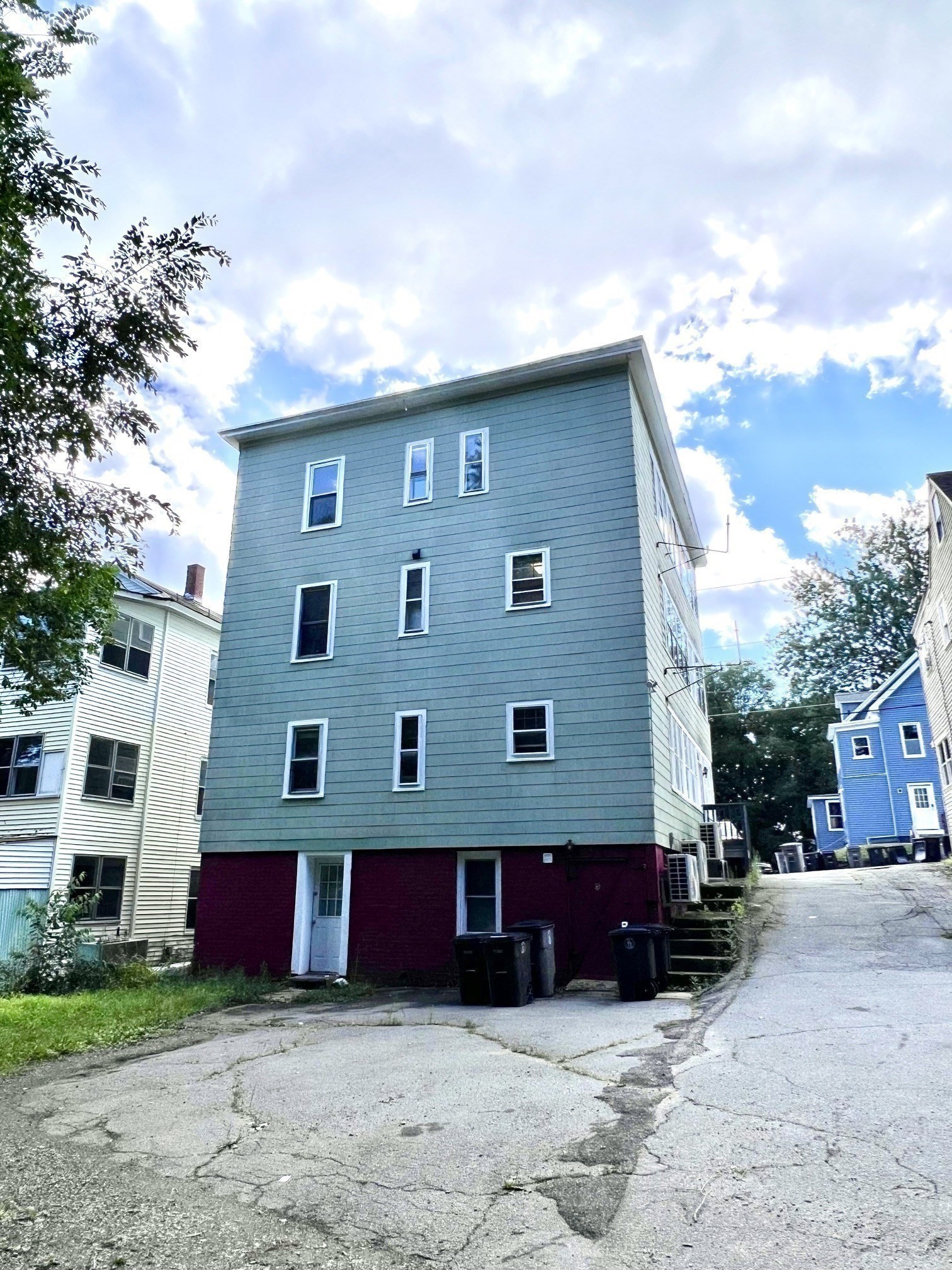 main property photo 7