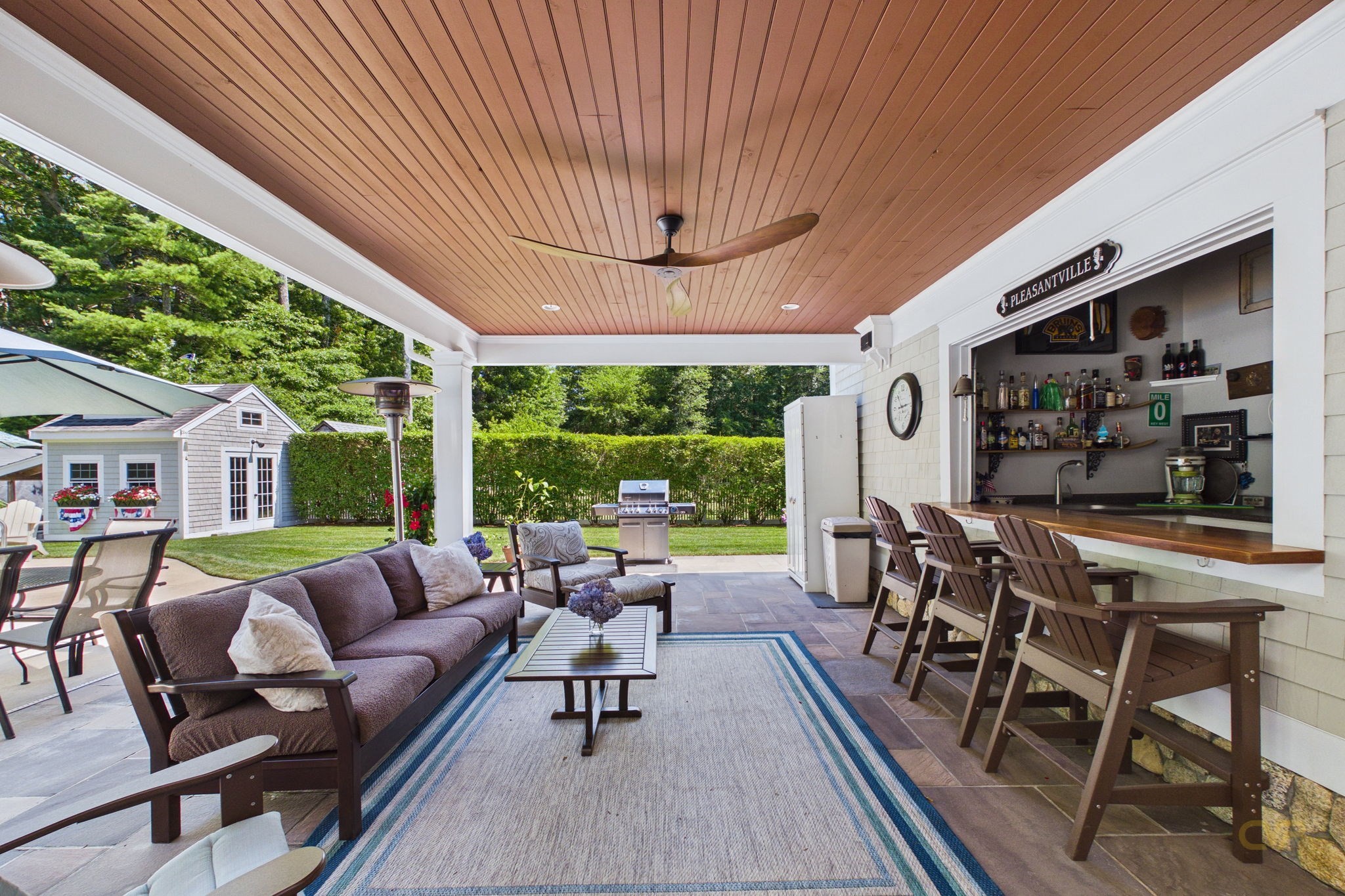 main property photo 17