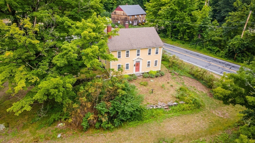 main property photo 31