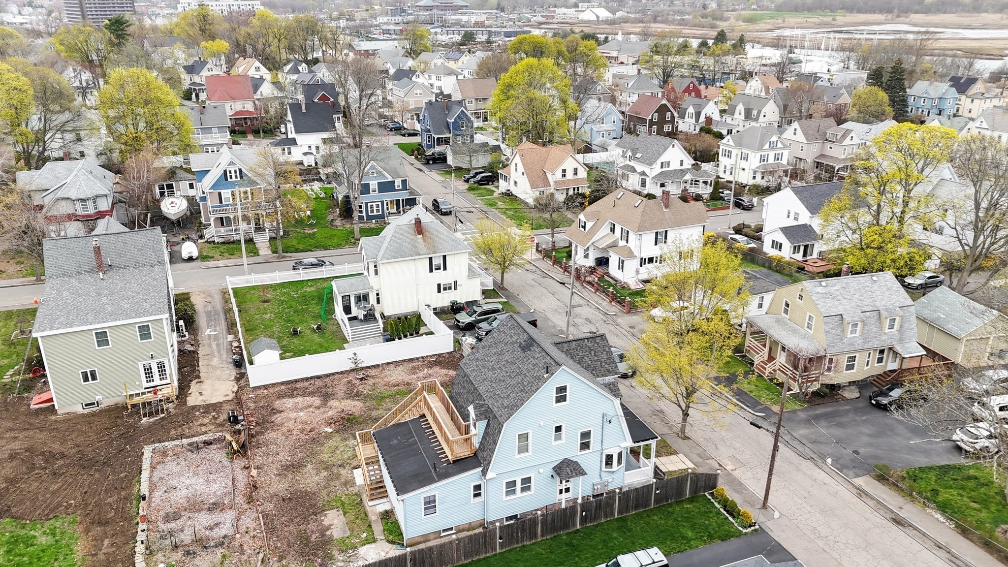 main property photo 40