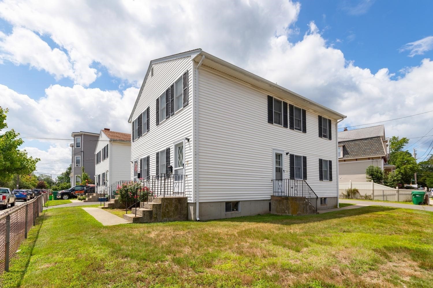 main property photo 7