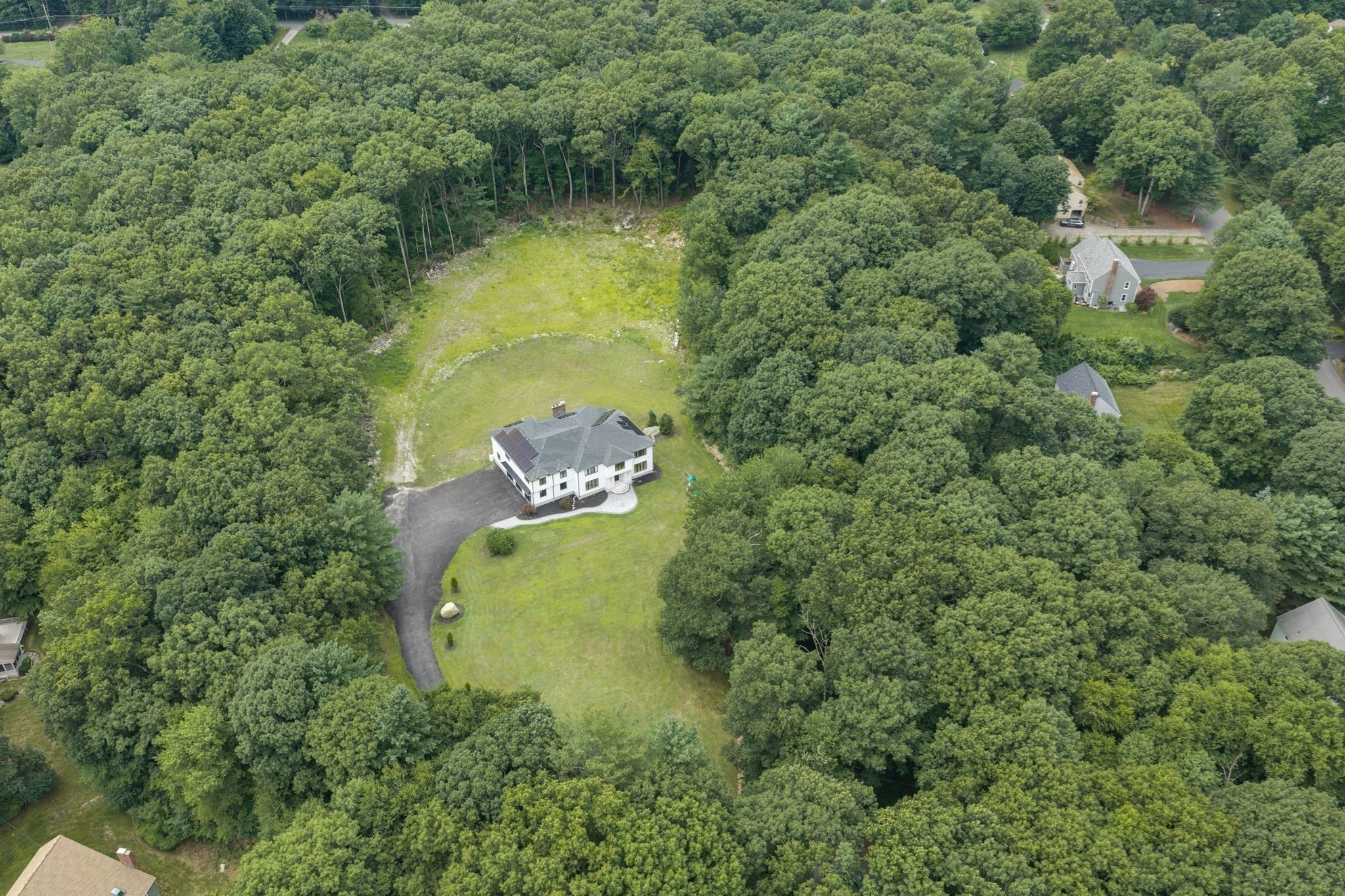 main property photo 33