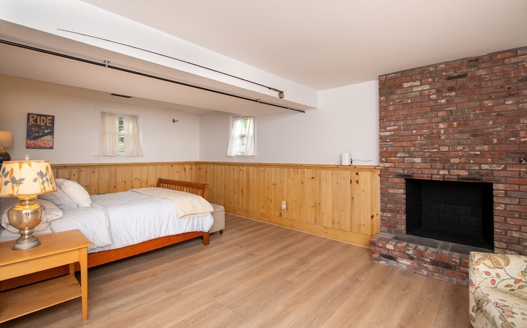 property viewer photo 19