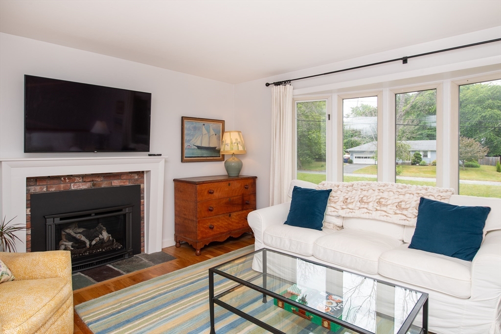 property viewer photo 4