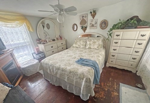 main property photo 16