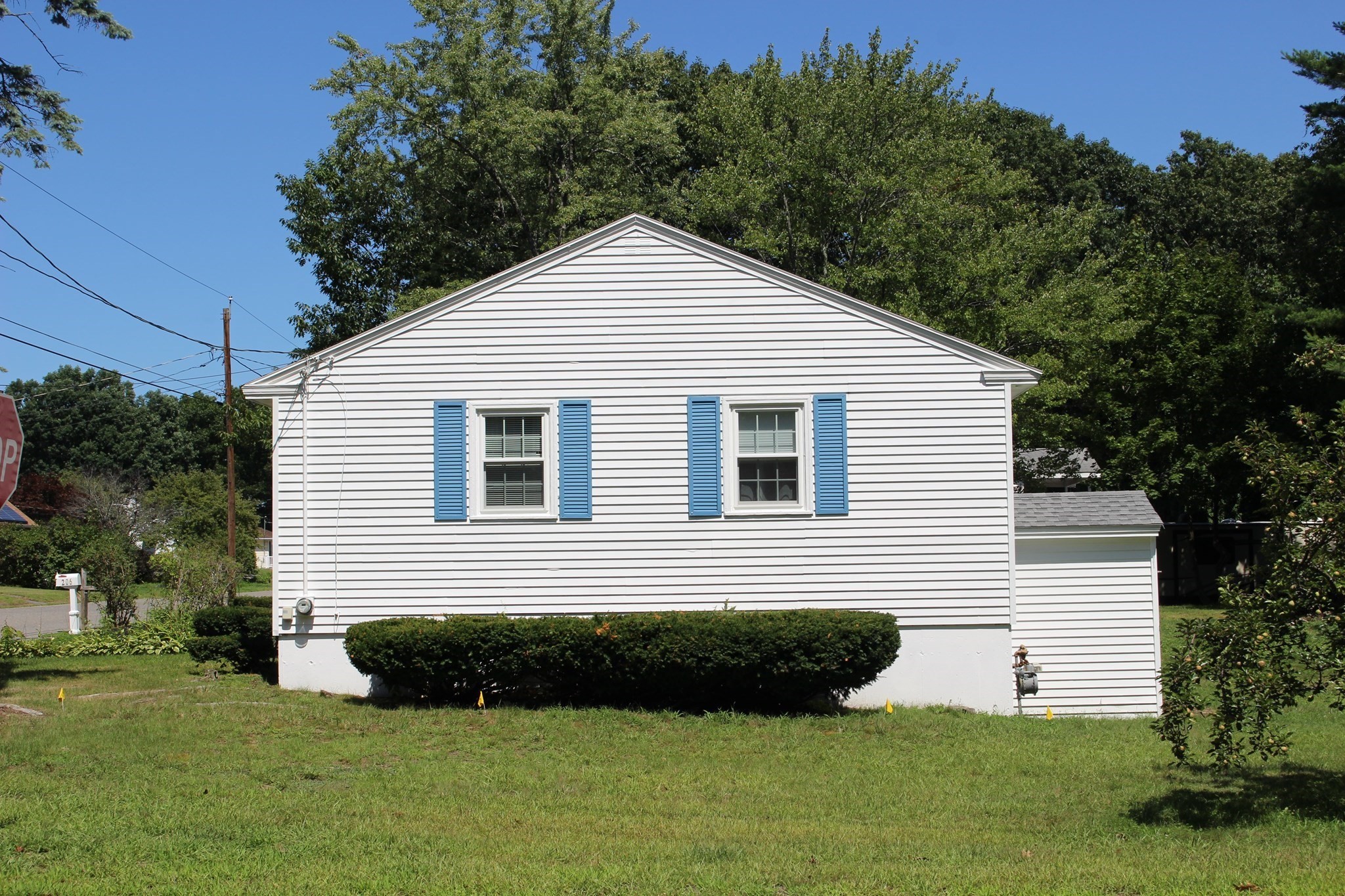 main property photo 15