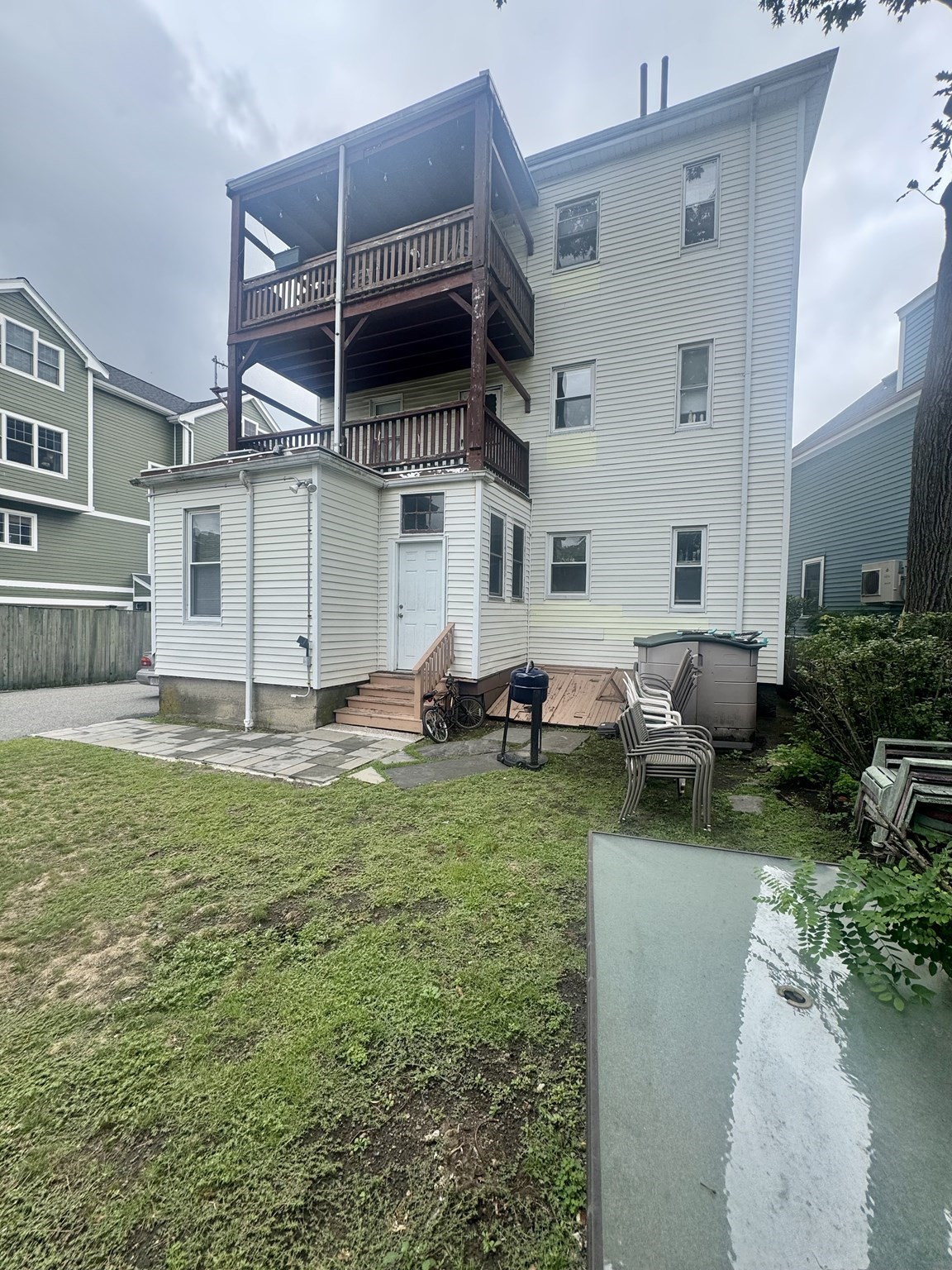 main property photo 31