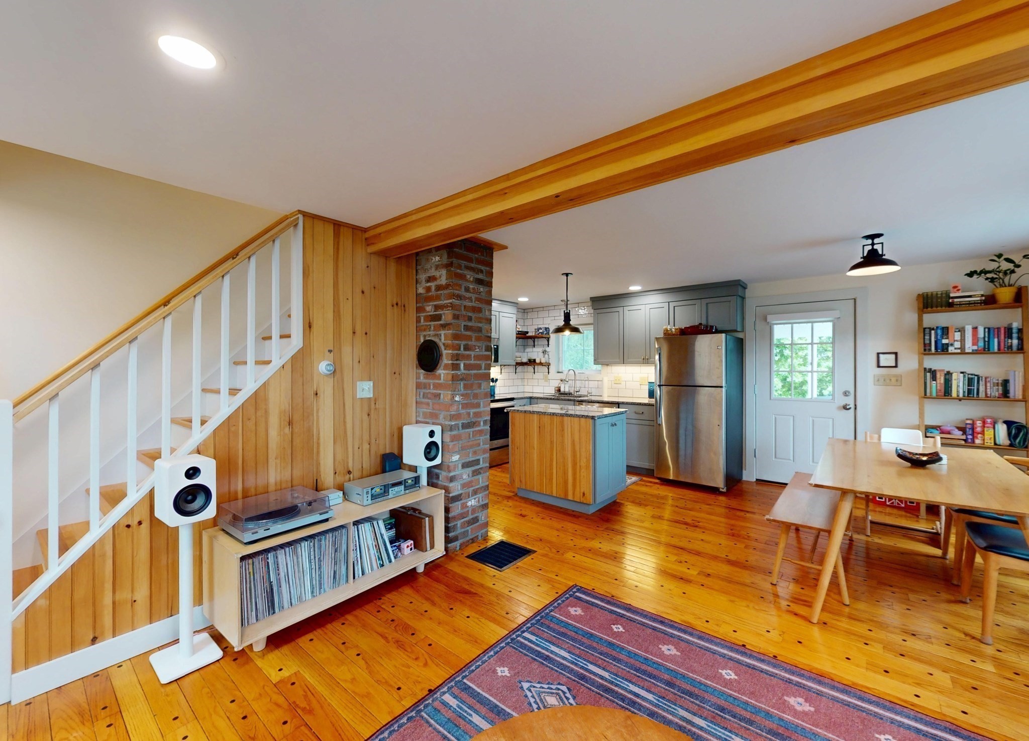 main property photo 12