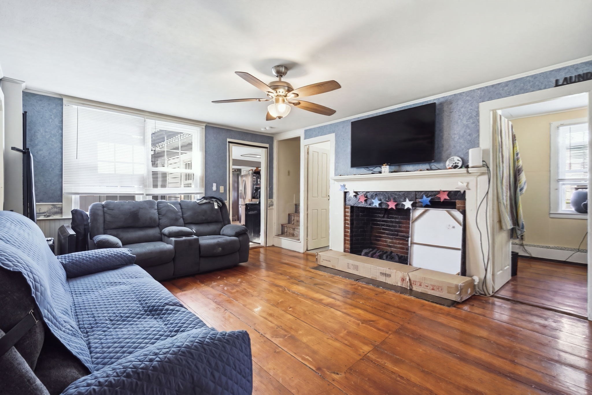 main property photo 28