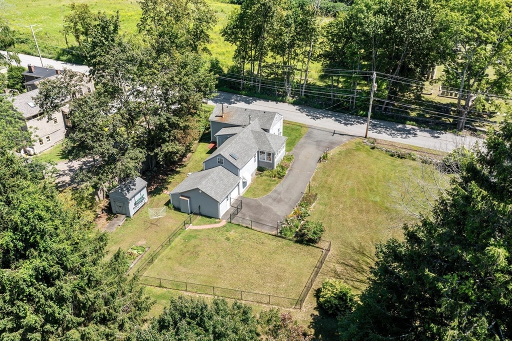 main property photo 33