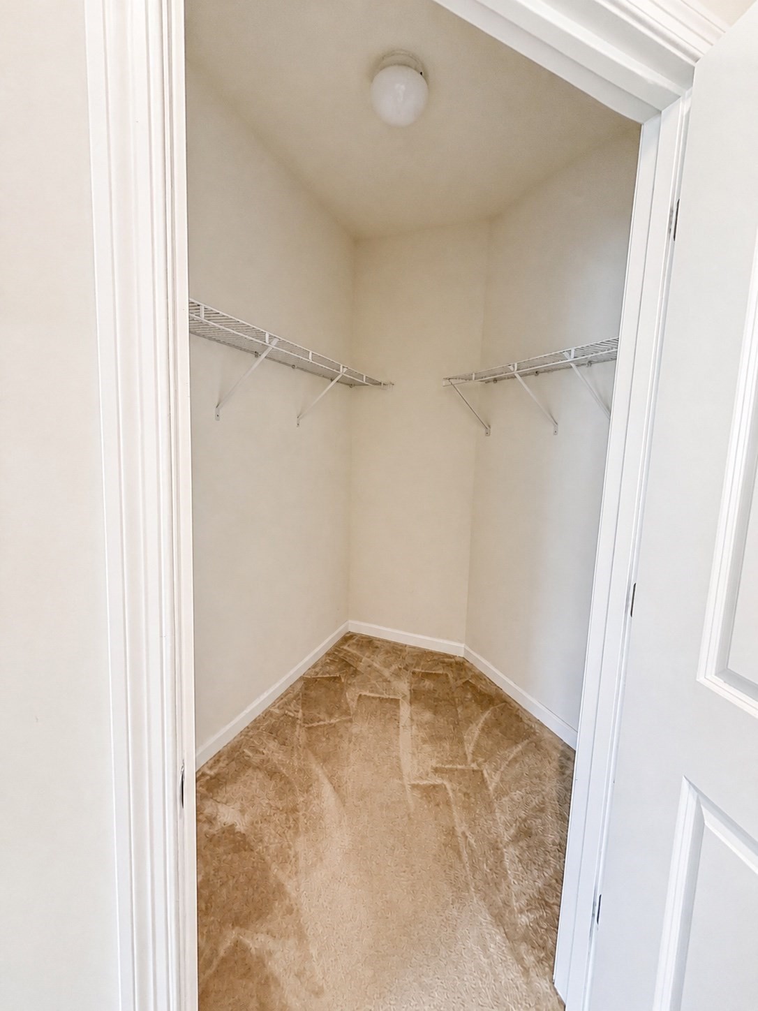 property viewer photo 12