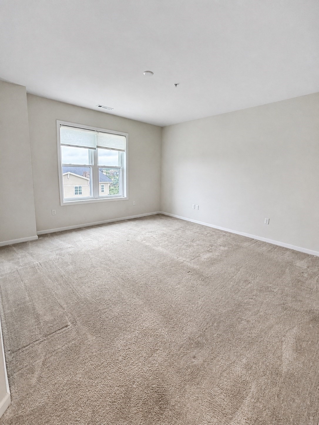 property viewer photo 13